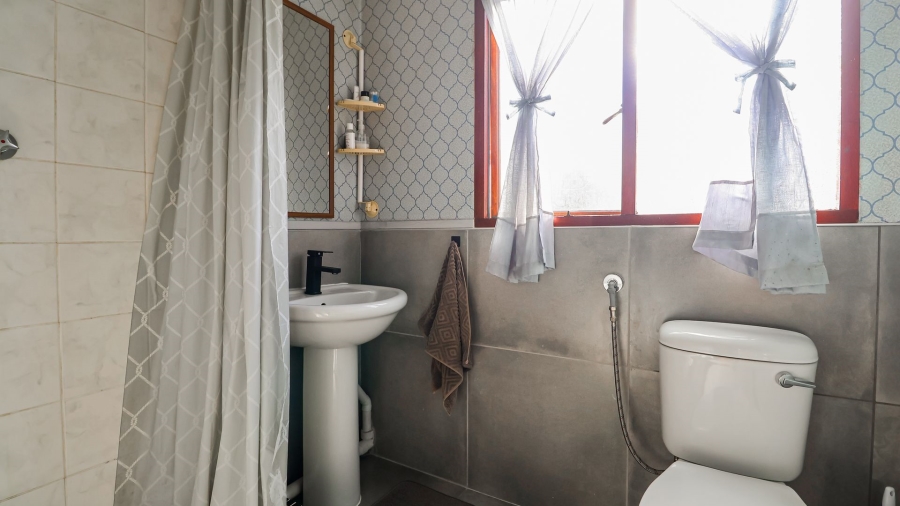 4 Bedroom Property for Sale in Sedgefield Central Western Cape